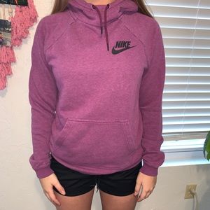 nike sweatshirt